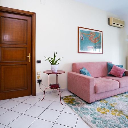 La Casa Di Azzurra Centro Citta Appartamento Fino A 4 Posti Letto E 2 Bagni Foggia Exterior foto