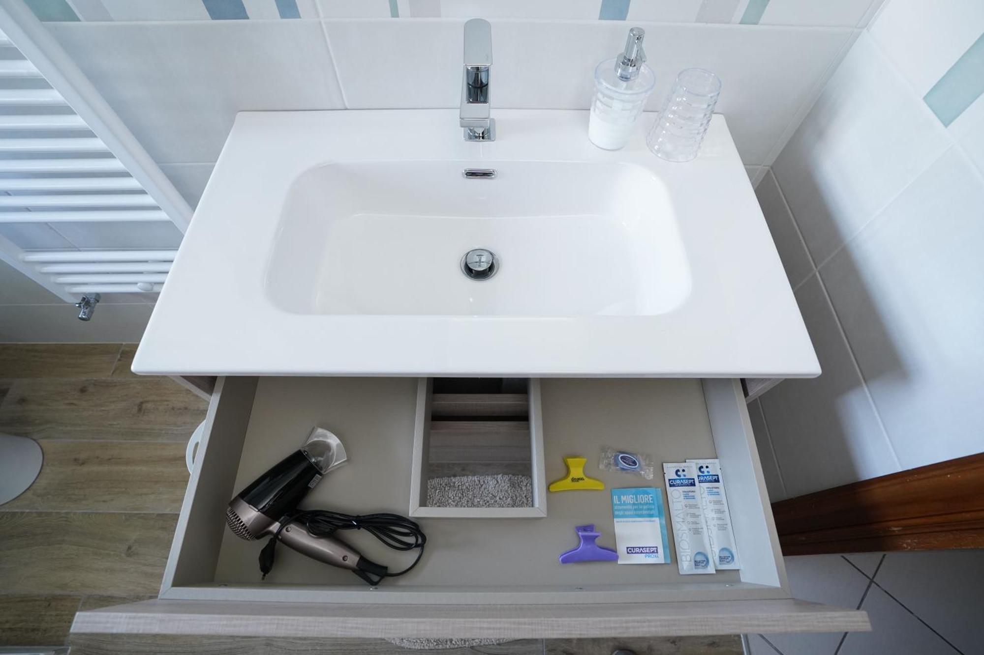 La Casa Di Azzurra Centro Citta Appartamento Fino A 4 Posti Letto E 2 Bagni Foggia Exterior foto